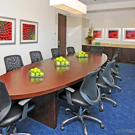 Holiday Inn Express Hotel & Suites Toronto - Markham By Ihg 