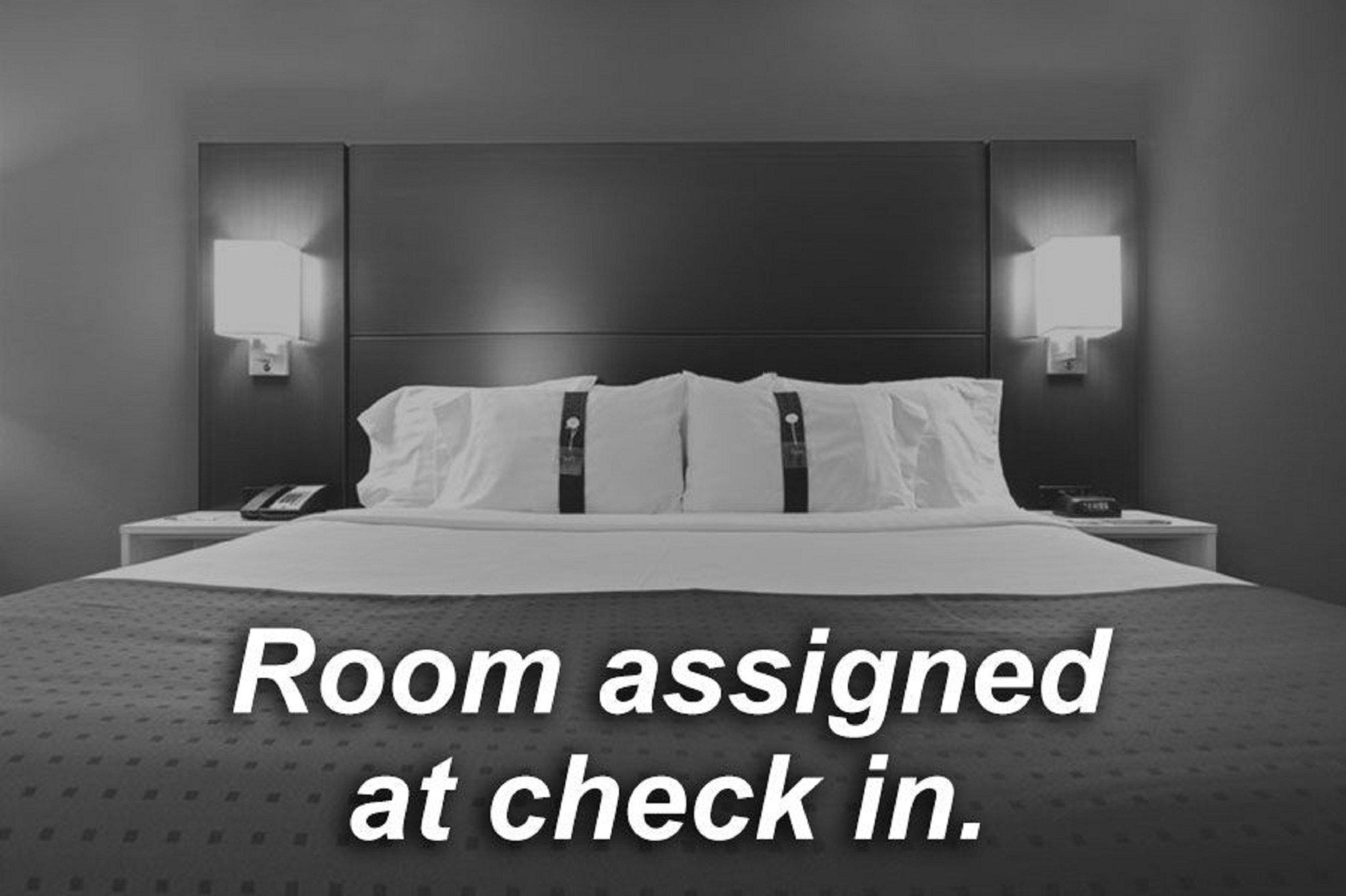Hotel Express & Toronto - Markham By Ihg
