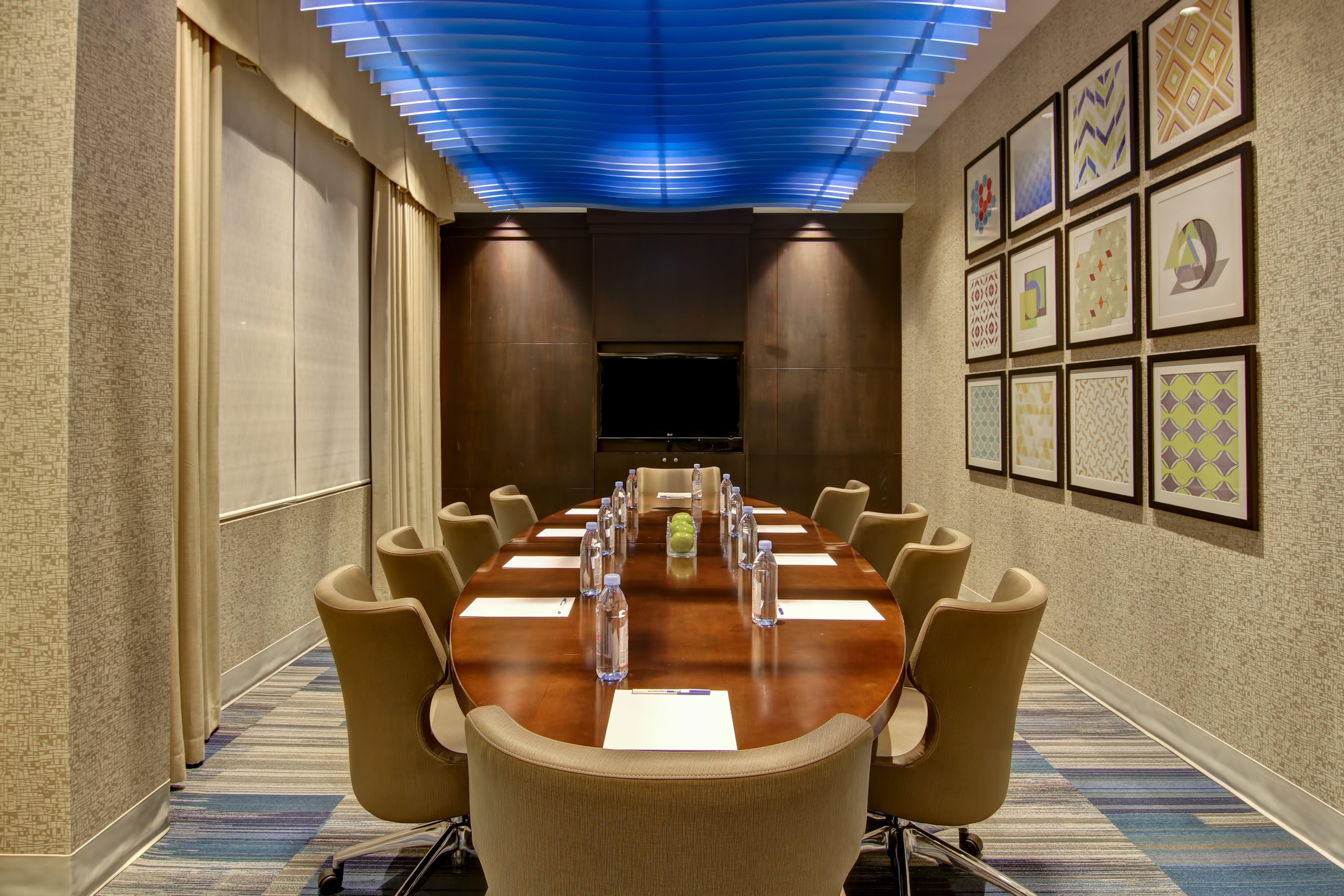 Hotel Express & Toronto - Markham By Ihg 3*