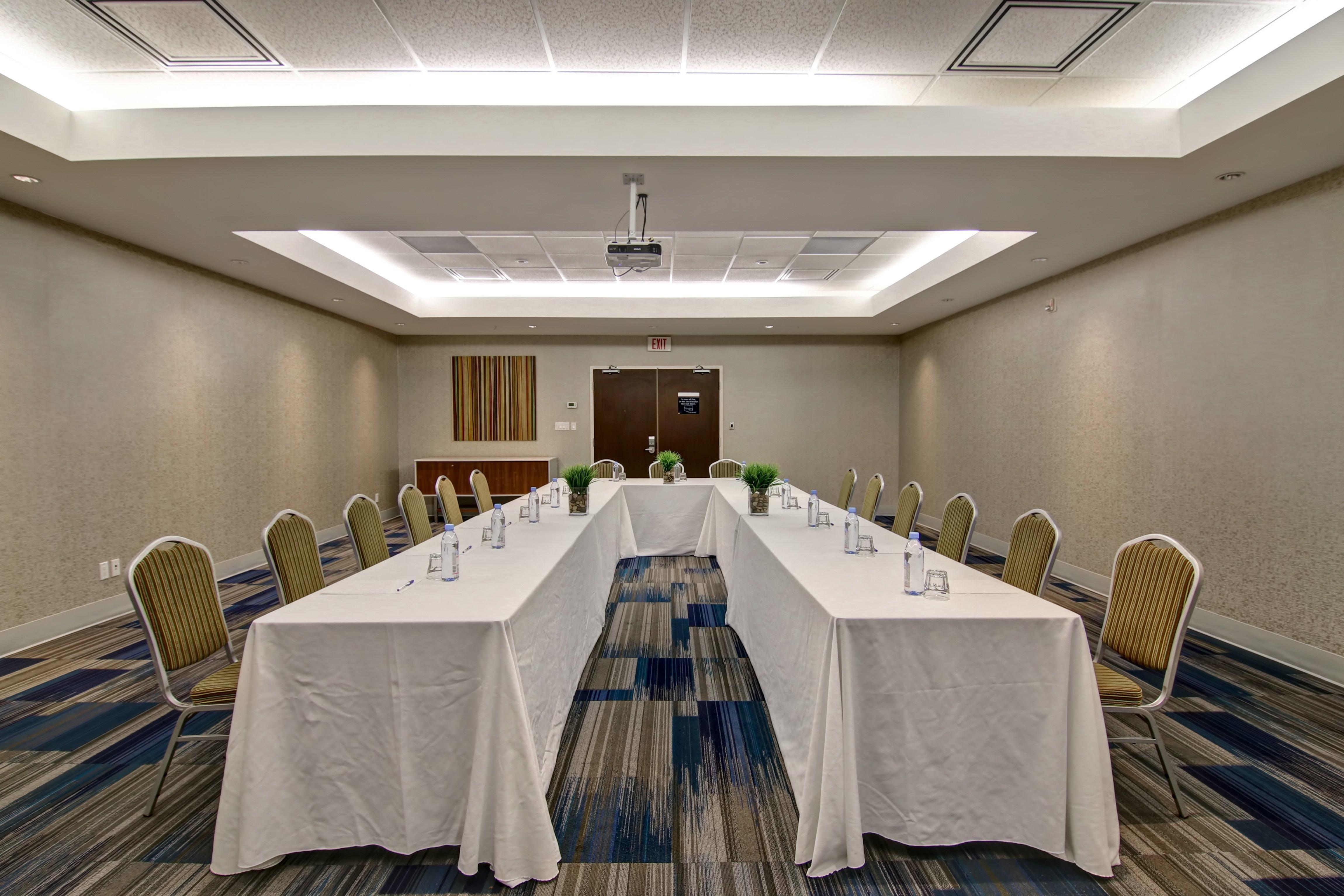 Hotel Express & Toronto - Markham By Ihg Colline De Richmond