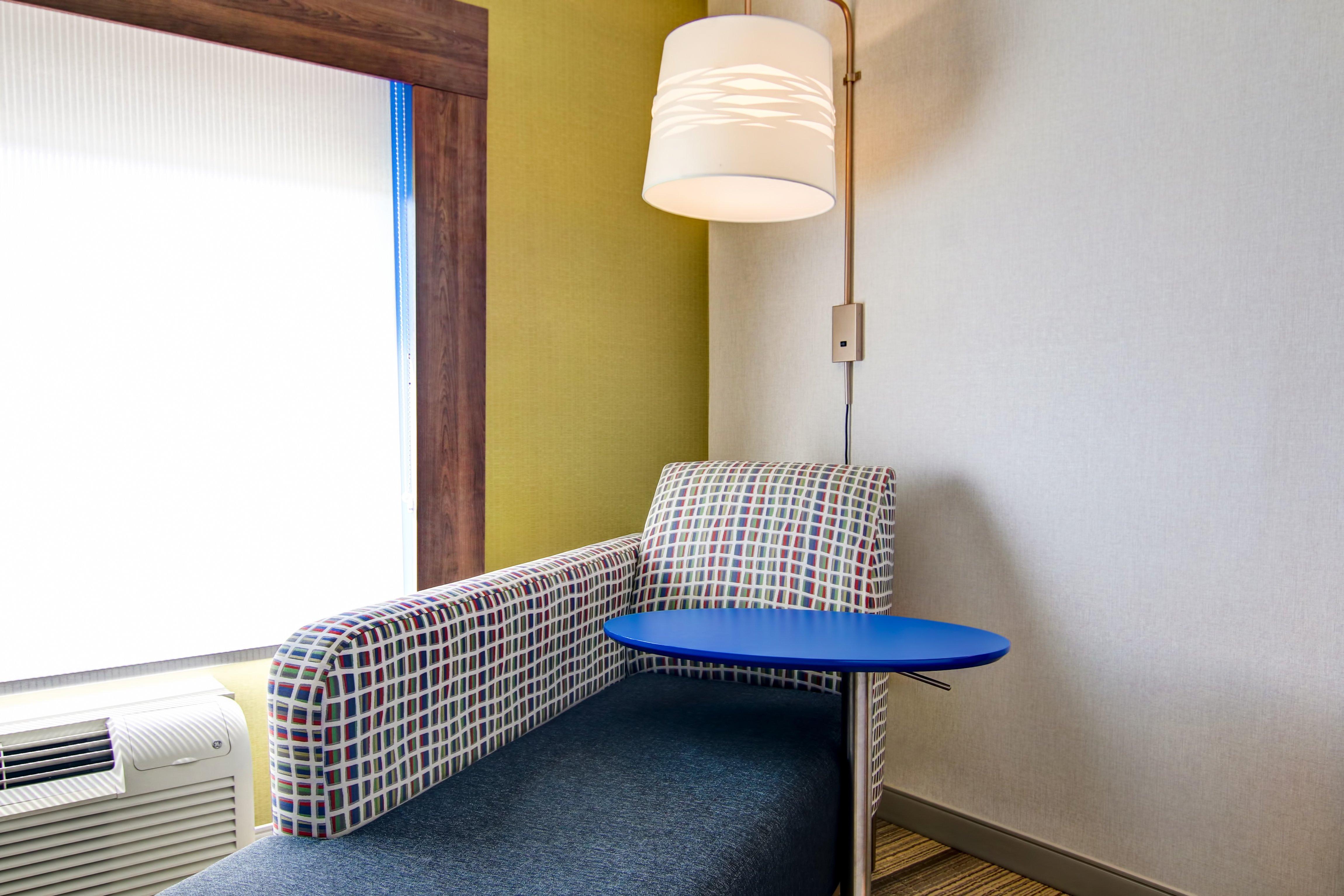 Express & Toronto - Markham By Ihg Hotel