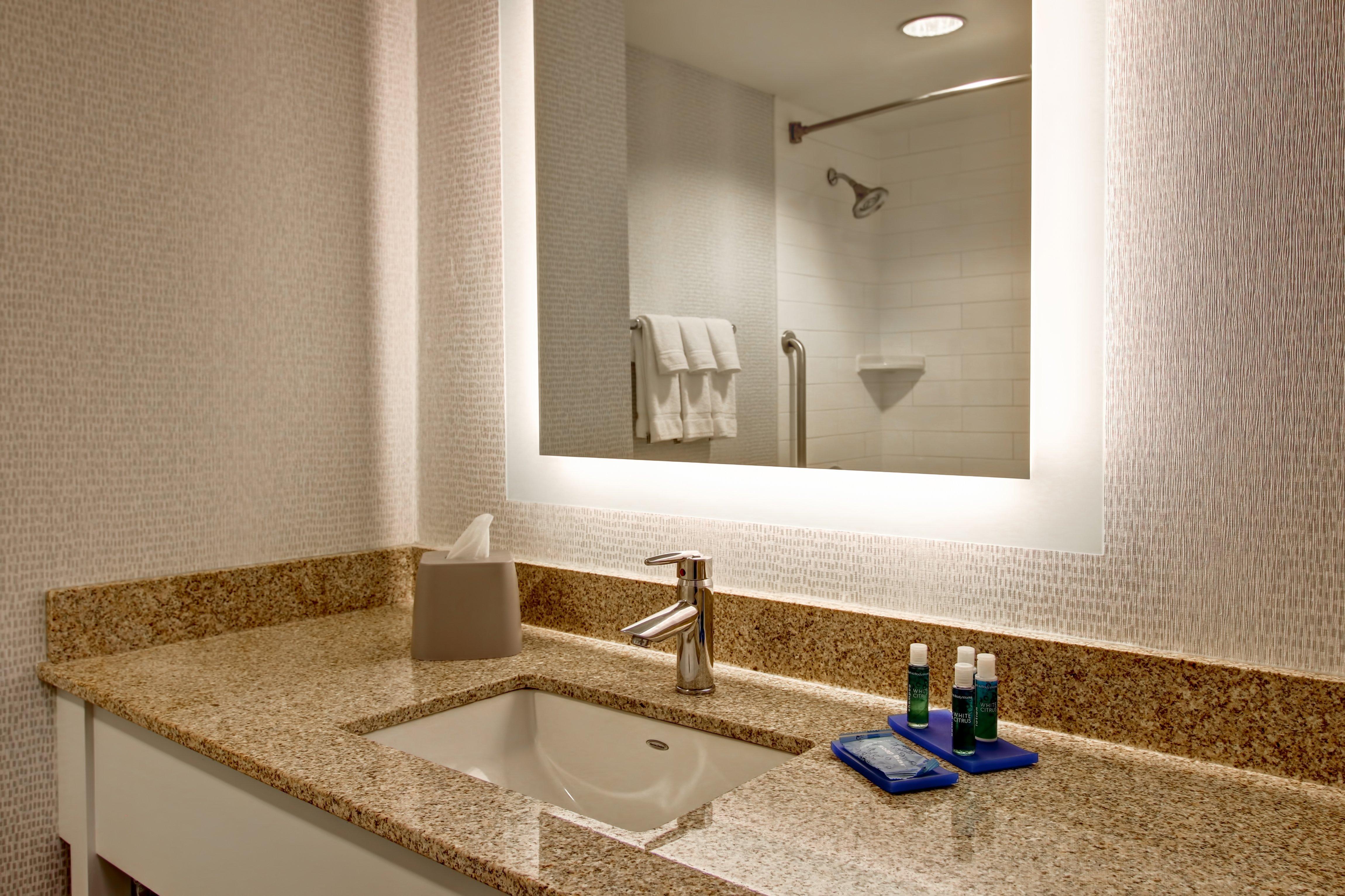 Express & Toronto - Markham By Ihg