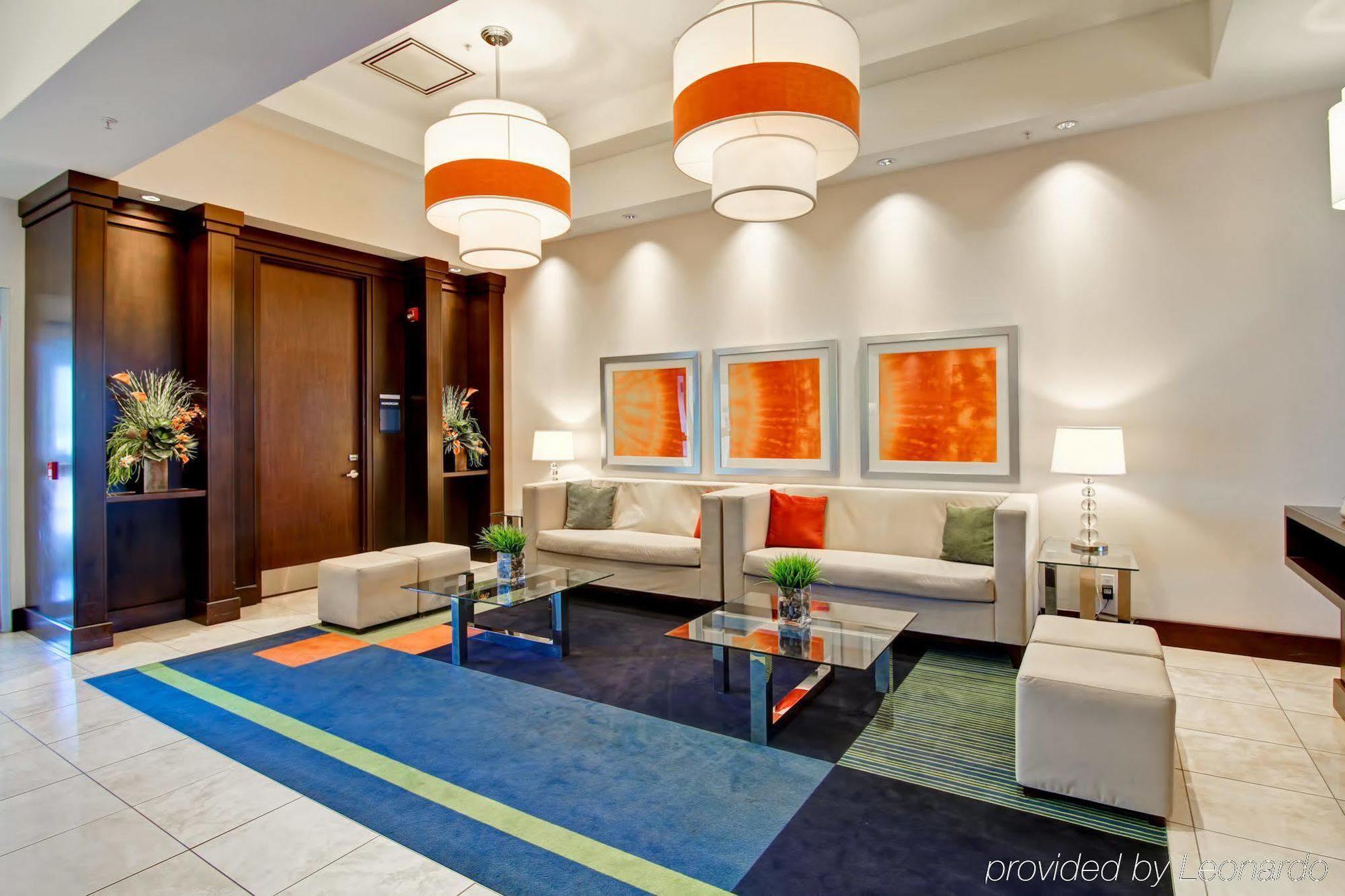 Express & Toronto - Markham By Ihg