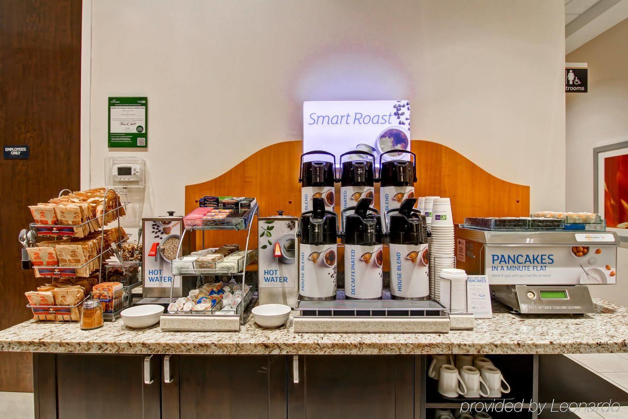 Express & Toronto - Markham By Ihg Hotel