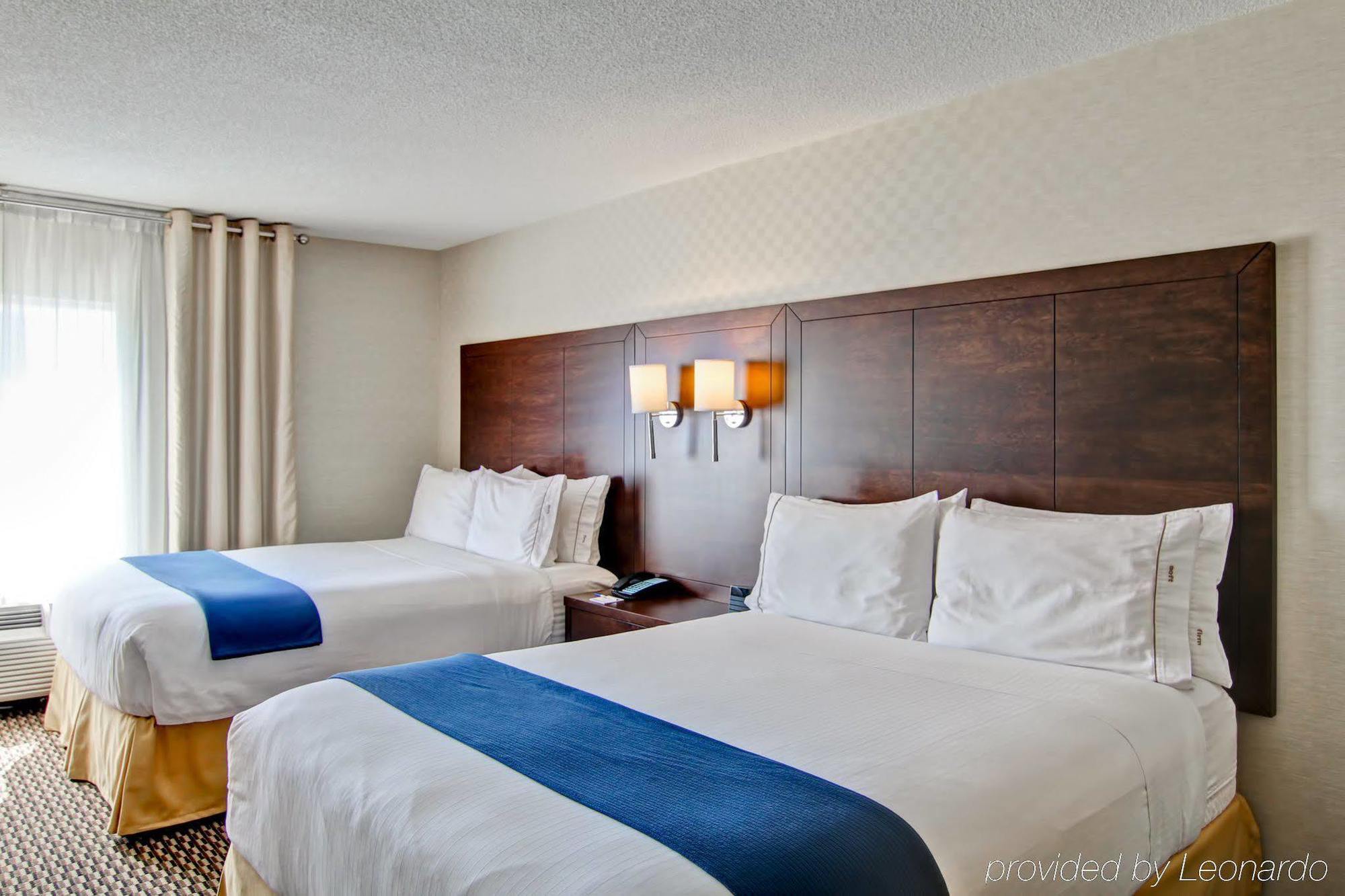 Express & Toronto - Markham By Ihg