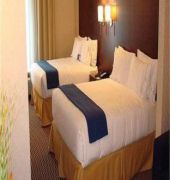 Express & Toronto - Markham By Ihg Hotel Richmond Hill
